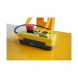 Zoom al mando de la Grúa de taller contrapesada giratoria eléctrica 550 kg Zoom al mando de la Grúa de taller contrapesada giratoria eléctrica 550 kg